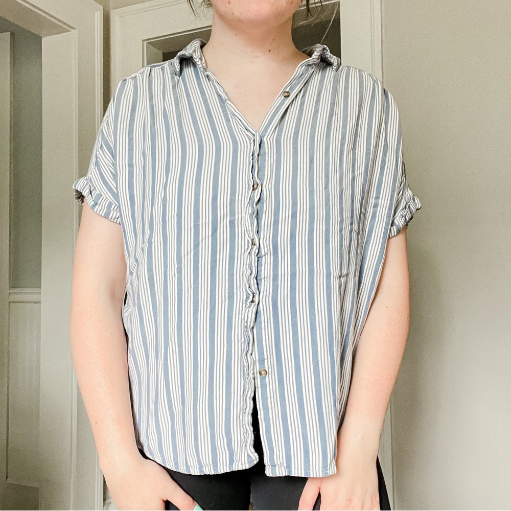 Universal Thread Target Plus Size Blue and White Striped Button Up Shirt